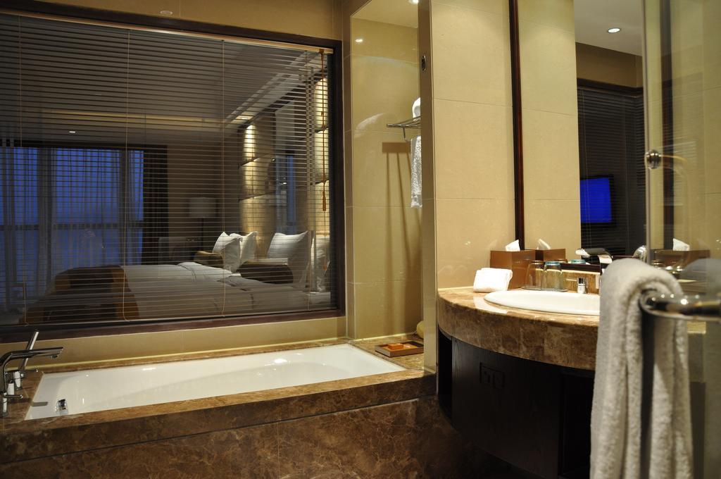 Vienna International Hotel Suzhou University Town Buitenkant foto